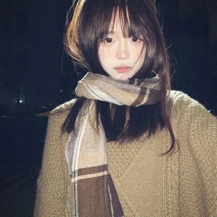 好朋友雪中欢聚